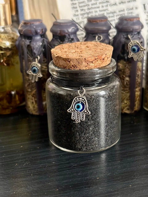 Black Protection Salt | Witches Black Salt | Ritual Black Salt